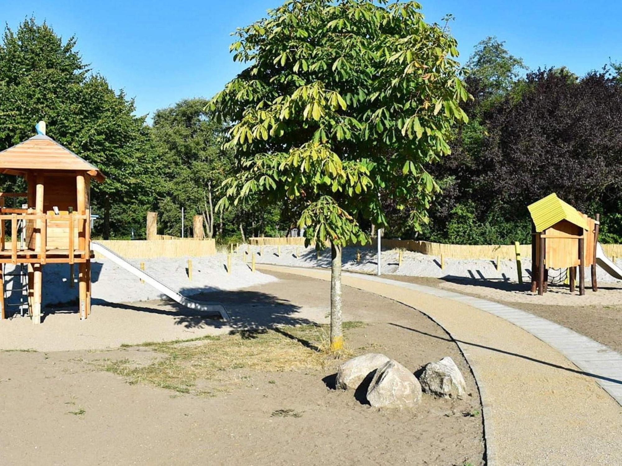 Four-Bedroom Holiday Home In Grossenbrode 1 外观 照片