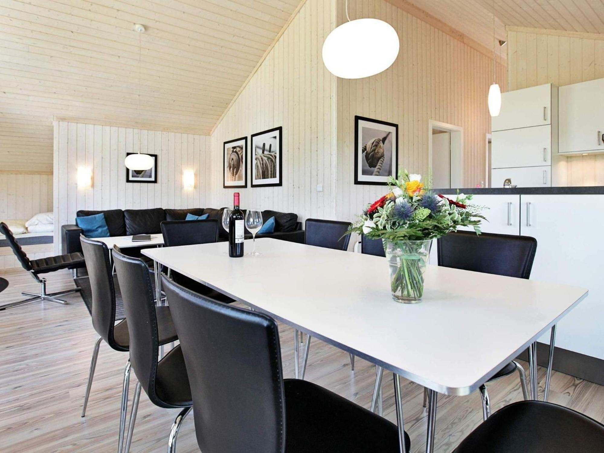 Four-Bedroom Holiday Home In Grossenbrode 1 外观 照片